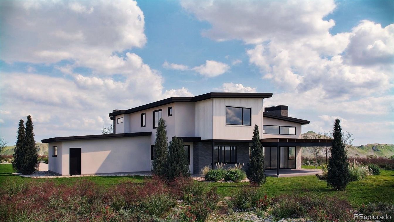 Backyard, Exterior, Facade, Modern