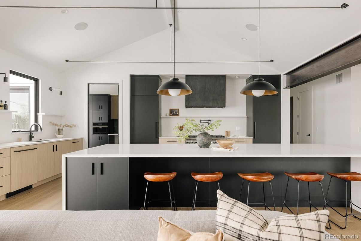 Interior, Kitchen, Pendant Lights, Wood Texture Flooring