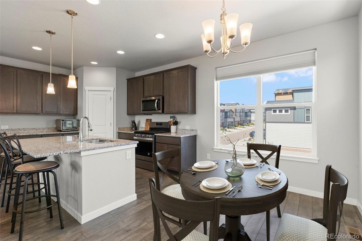 Chandelier, Dining room, Interior, Kitchen, Pendant Lights, Recessed Lighting, Wood Texture Flooring