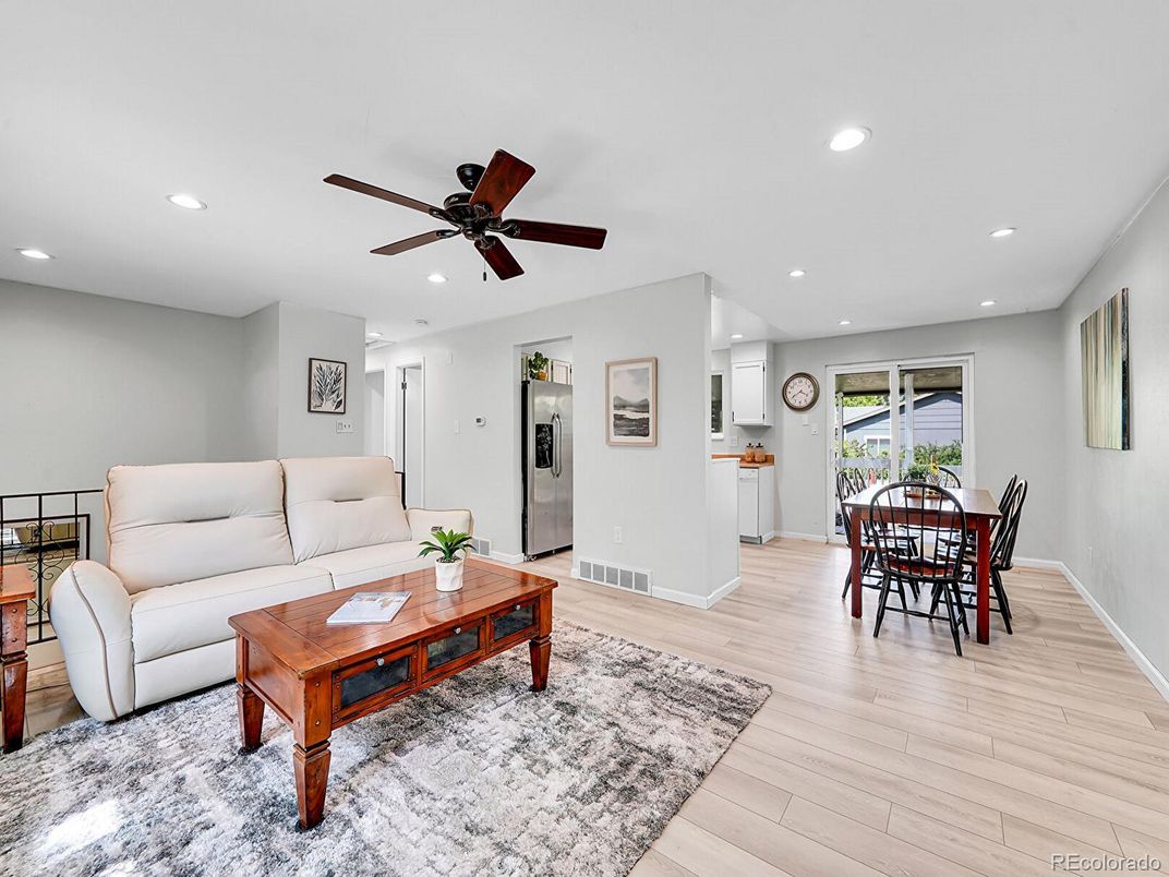 Dining room, Interior, Living room, Recessed Lighting, Wood Texture Flooring