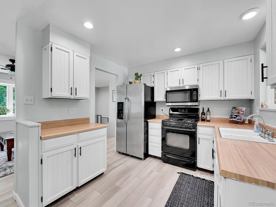 Interior, Kitchen, Recessed Lighting, Wood Texture Flooring