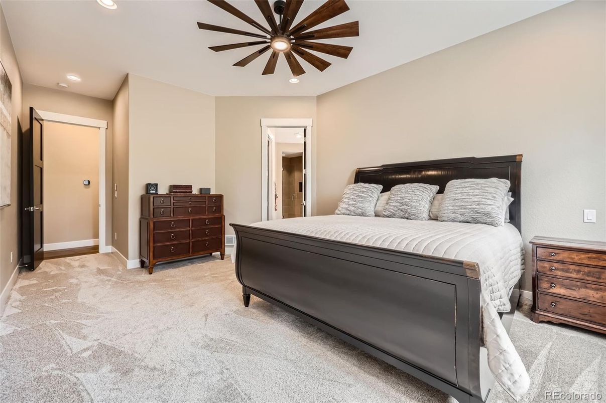 Bedroom, Interior, Recessed Lighting
