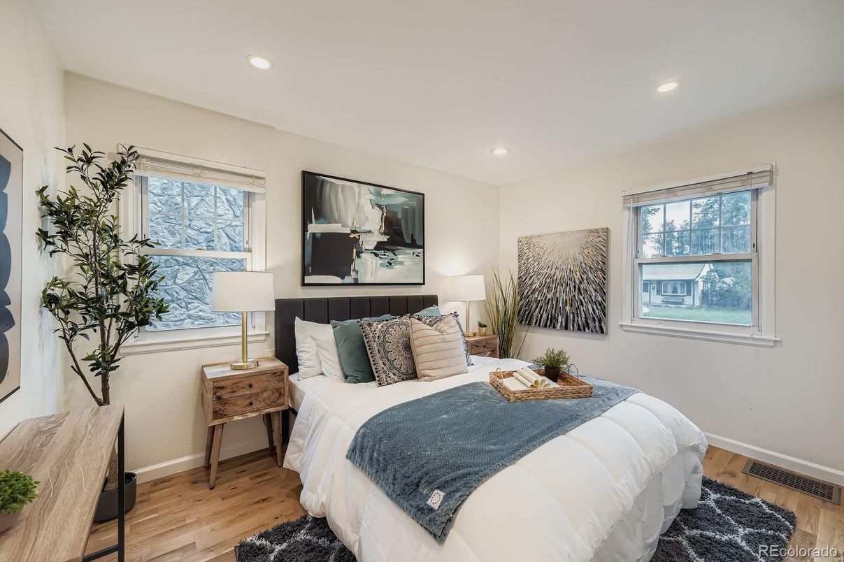 Bedroom, Interior, Recessed Lighting, Wood Texture Flooring