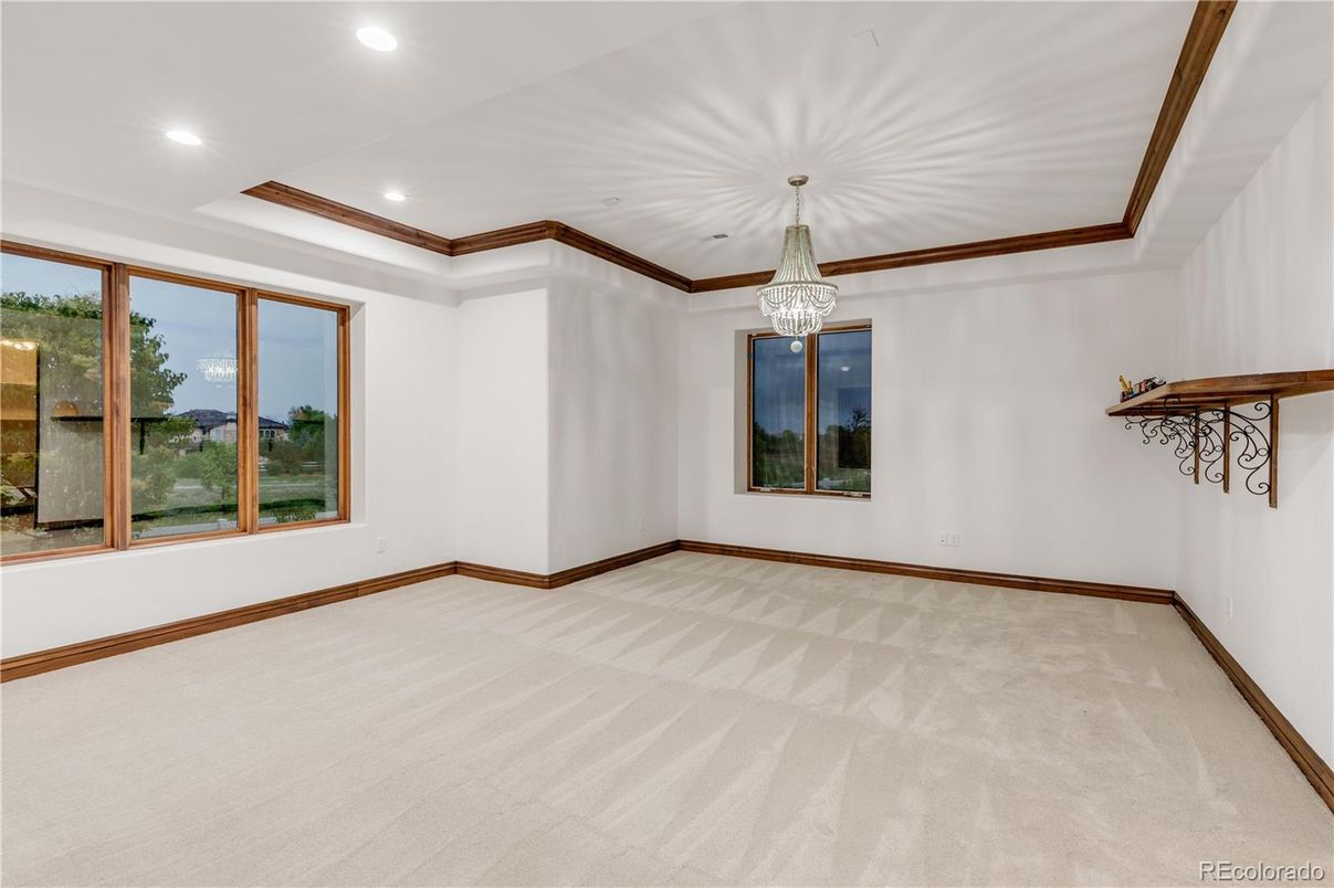 Chandelier, Empty room, Interior, Recessed Lighting