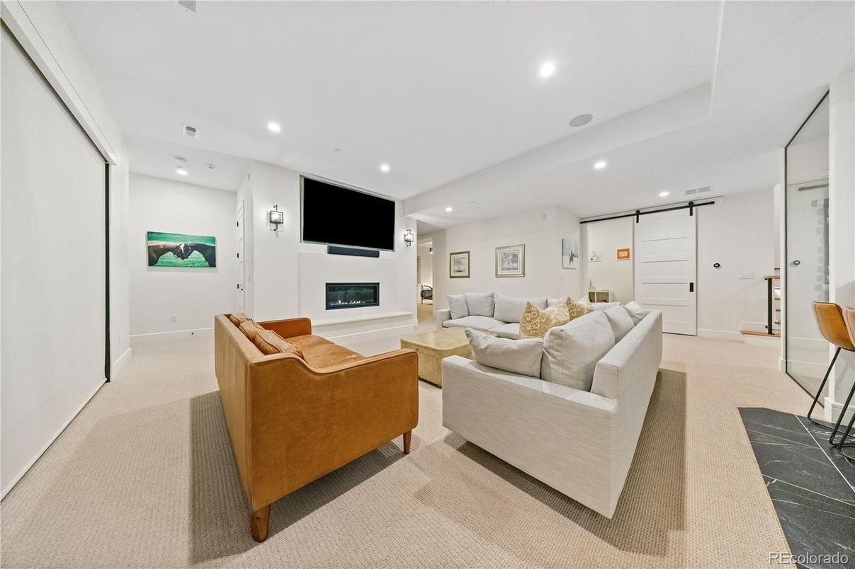 Fireplace, Interior, Living room, Recessed Lighting