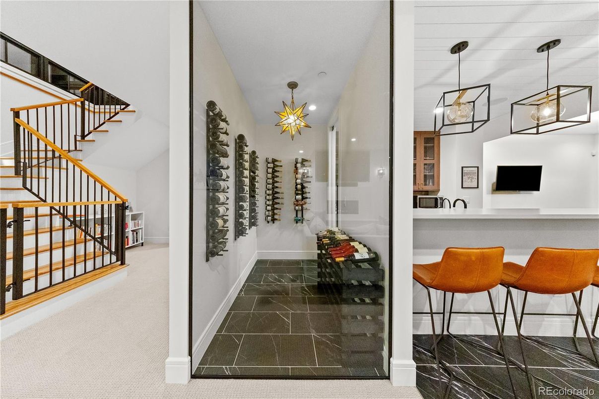 Interior, Pendant Lights, Recessed Lighting, Wine Storage