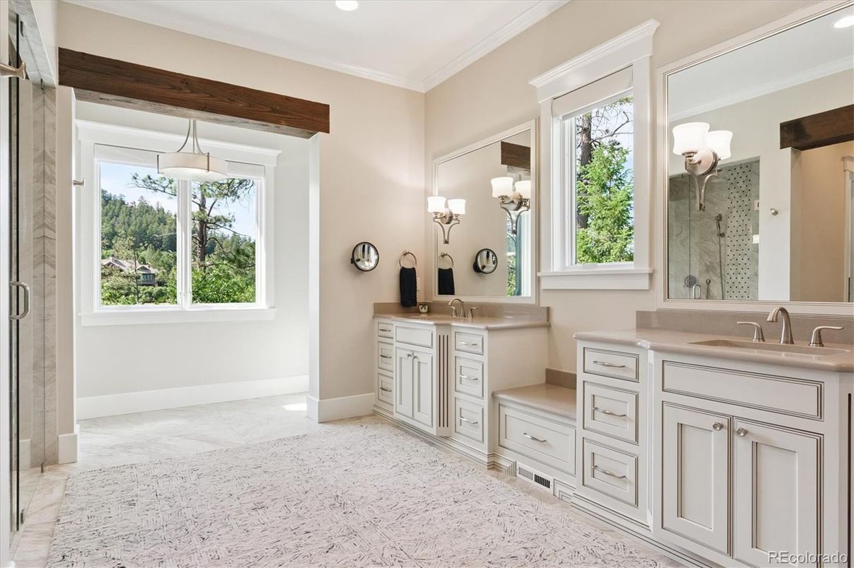 Bathroom, Dual Sink Vanities, Interior, Pendant Lights, Recessed Lighting