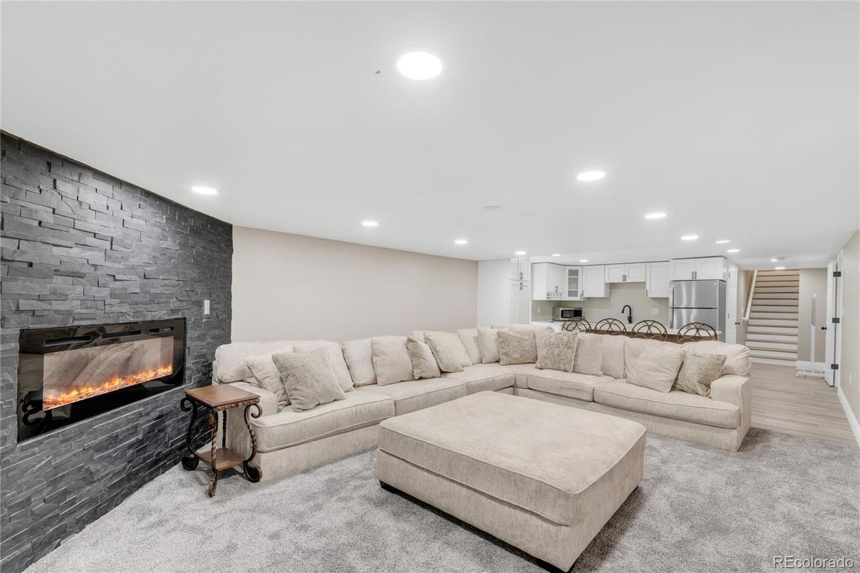 Fireplace, Interior, Kitchen, Living room, Pendant Lights, Recessed Lighting, Stone Walls, Wood Texture Flooring