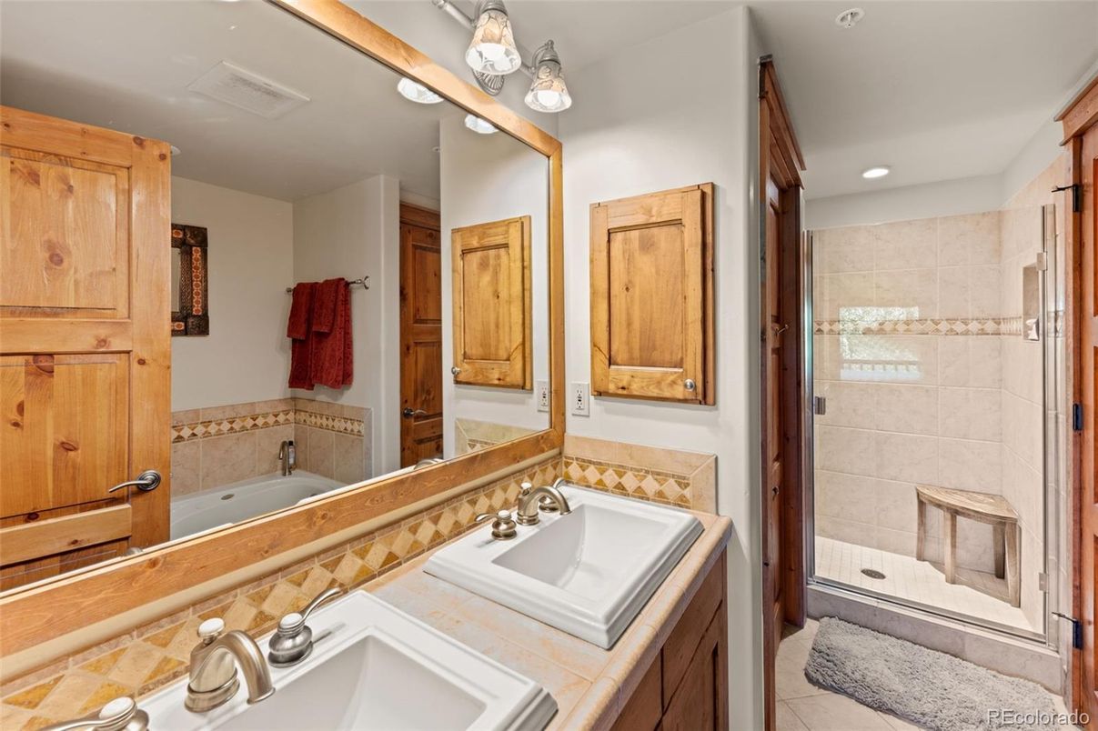 Bathroom, Interior, Recessed Lighting, Tile Countertops