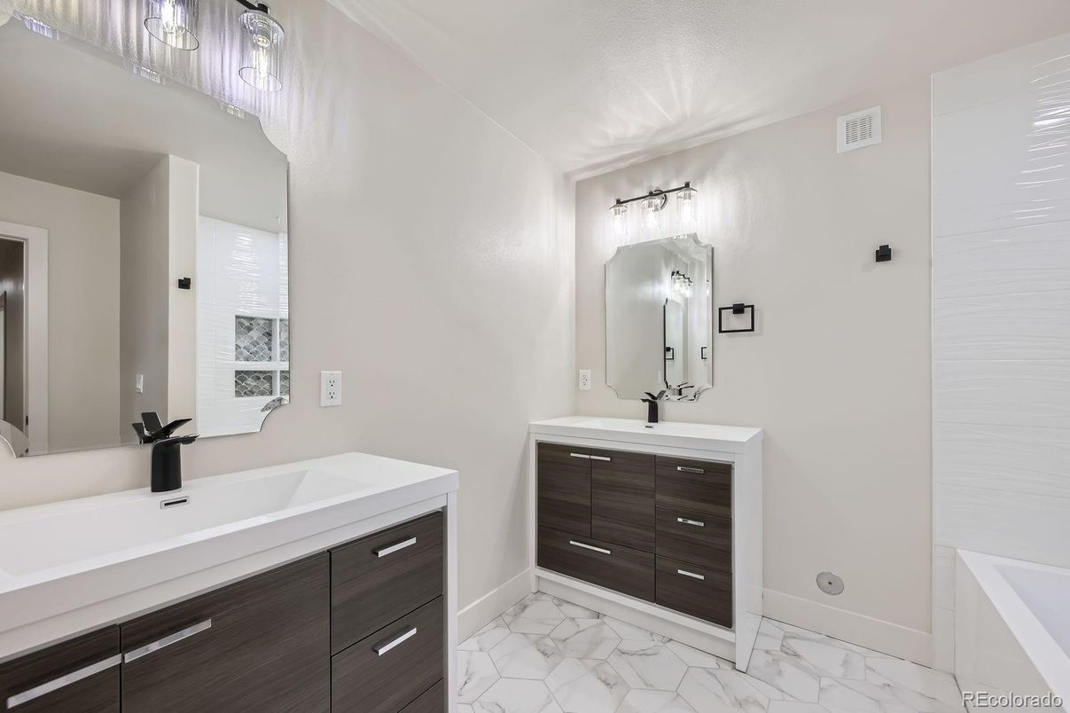 Bathroom, Dual Sink Vanities, Interior, Marble