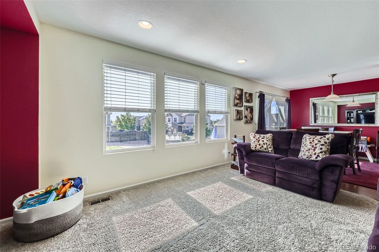 Dining room, Interior, Pendant Lights, Recessed Lighting