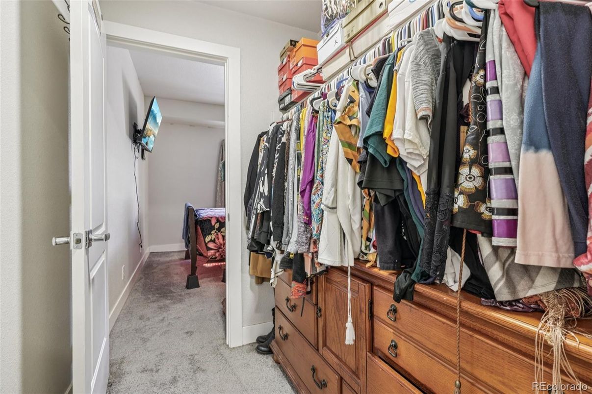 Interior, Walk-in Closets