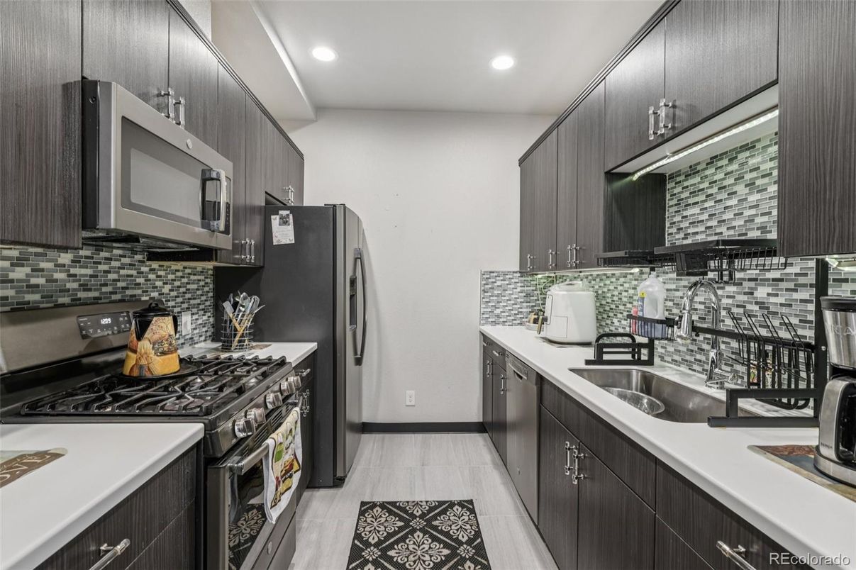 Interior, Kitchen, Recessed Lighting