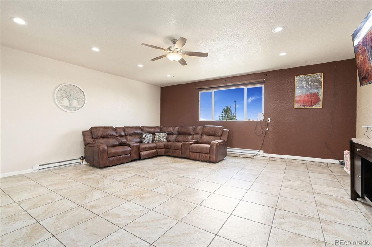 Interior, Living room, Recessed Lighting