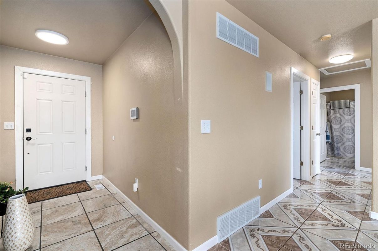 Interior, Recessed Lighting