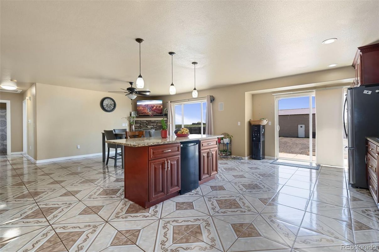Dining room, Interior, Kitchen, Pendant Lights, Recessed Lighting