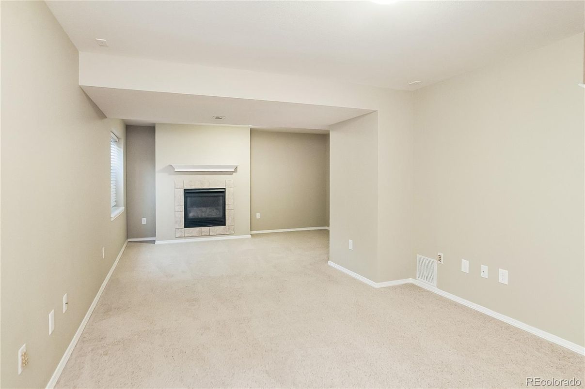 Empty room, Fireplace, Interior