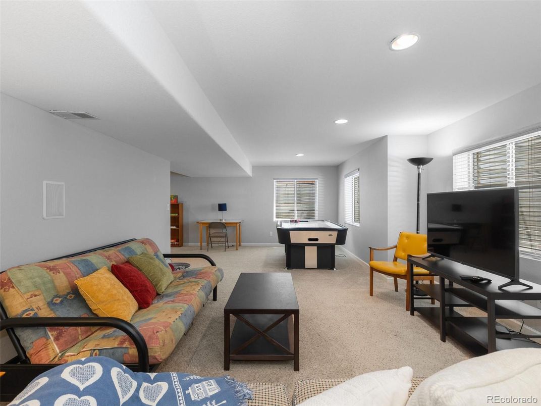 Billiard Table, Game Room, Interior, Living room, Recessed Lighting