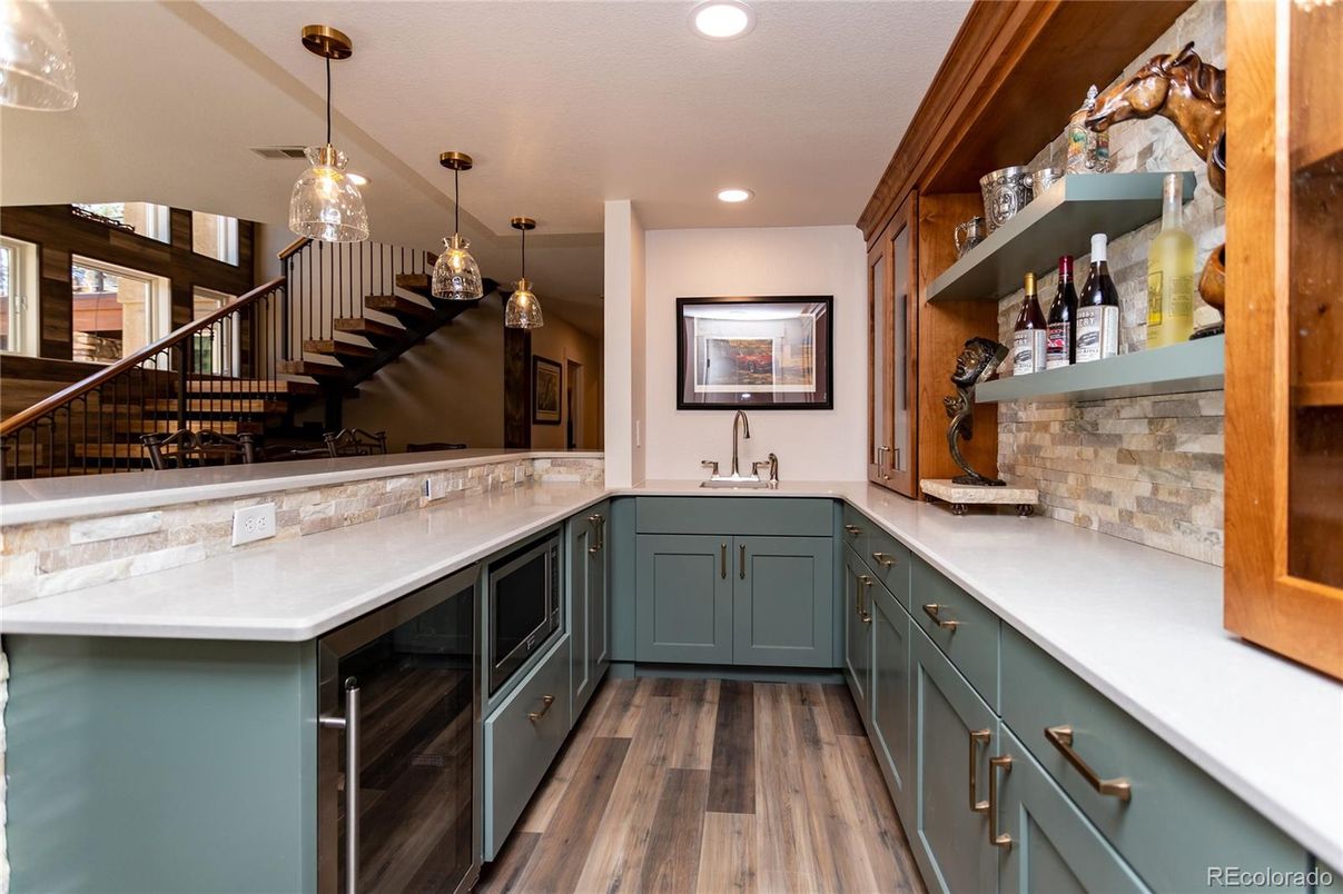 Interior, Pendant Lights, Recessed Lighting, Wood Texture Flooring