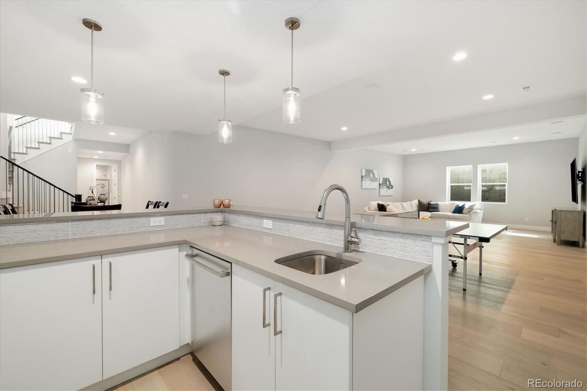 Dining room, Interior, Kitchen, Living room, Pendant Lights, Recessed Lighting, Wood Texture Flooring