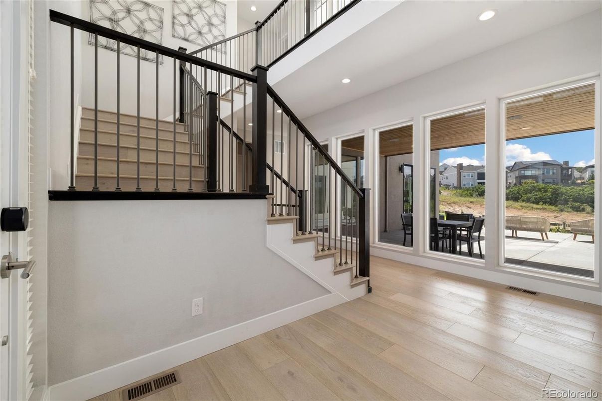 Interior, Recessed Lighting, Wood Texture Flooring