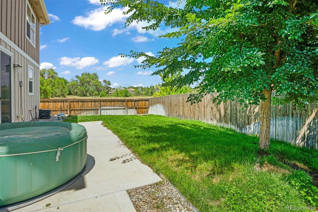 Backyard, Exterior, Hot Tub