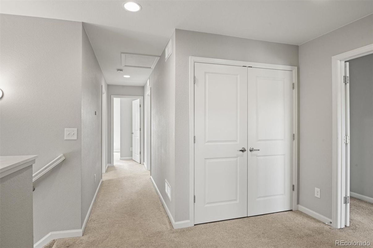 Interior, Recessed Lighting