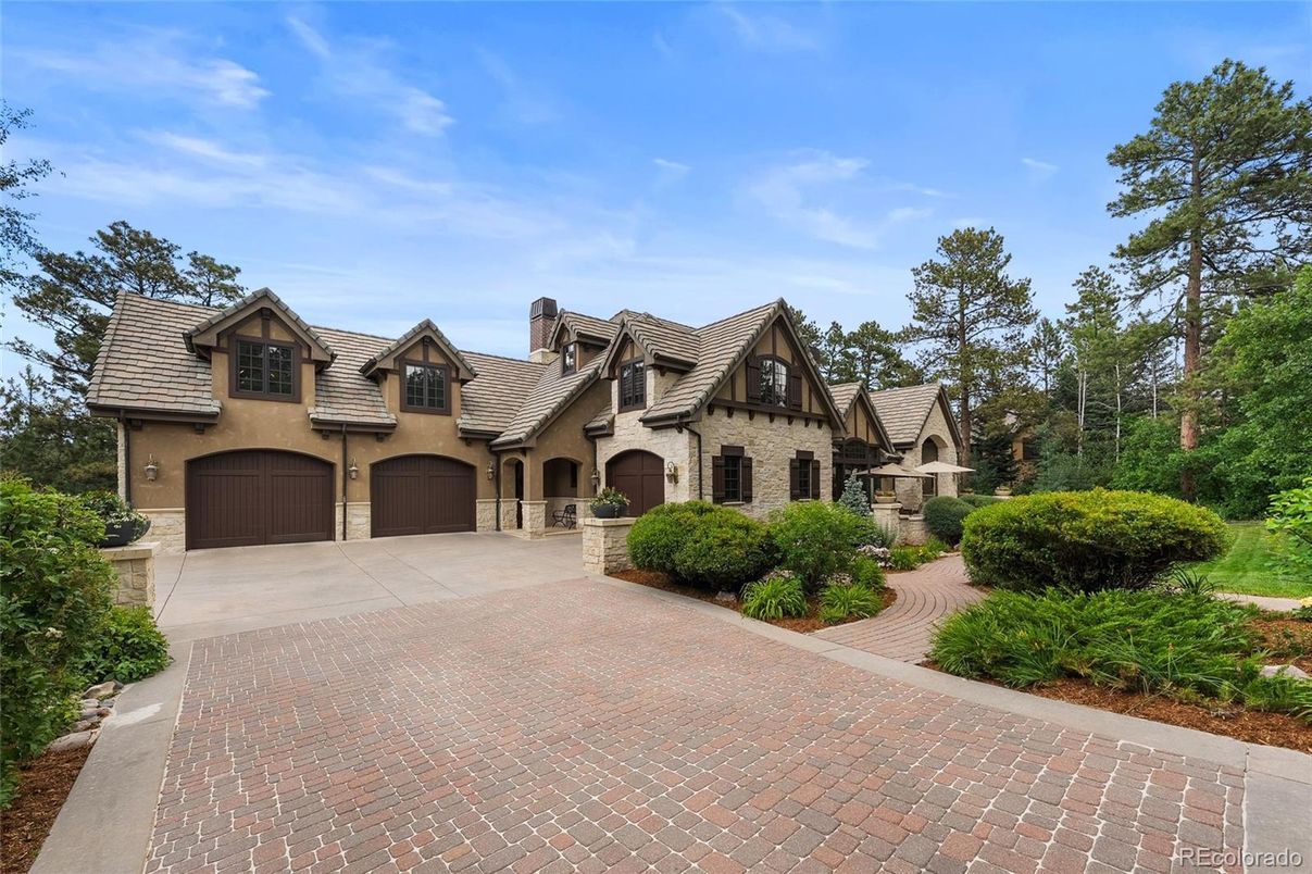 Attached, Exterior, Facade, Tudor Revival