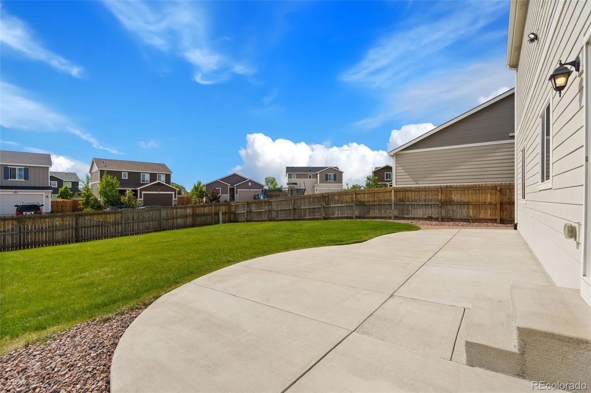 Backyard, Exterior