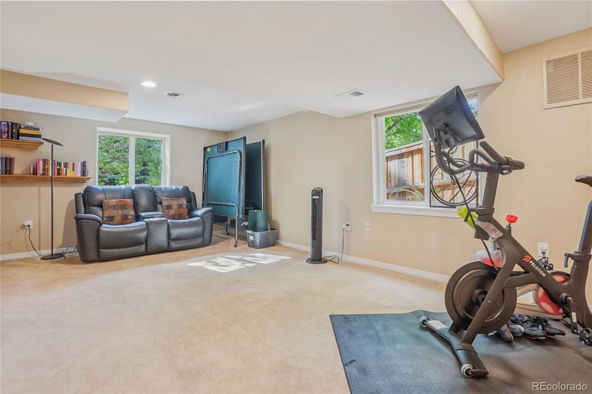 Fitness Equipment, Interior, Recessed Lighting