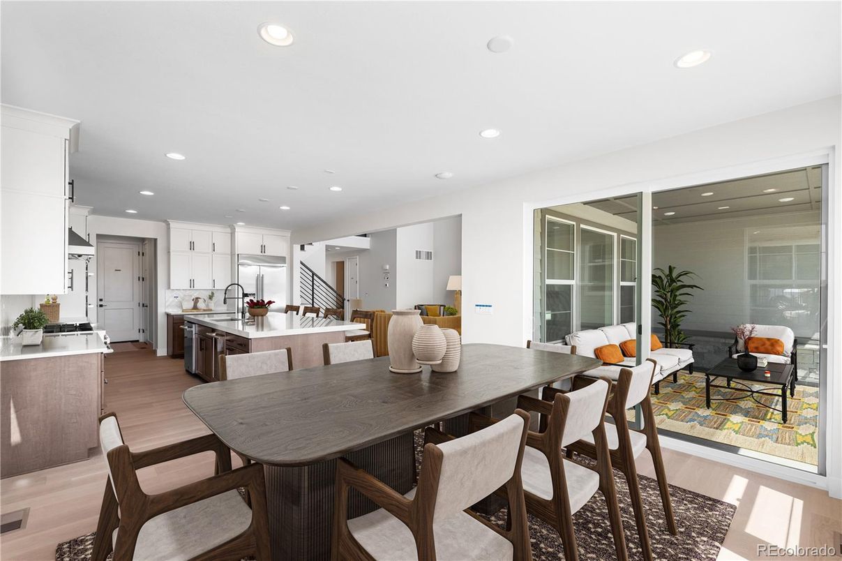 Dining room, Interior, Kitchen, Recessed Lighting, Wood Texture Flooring
