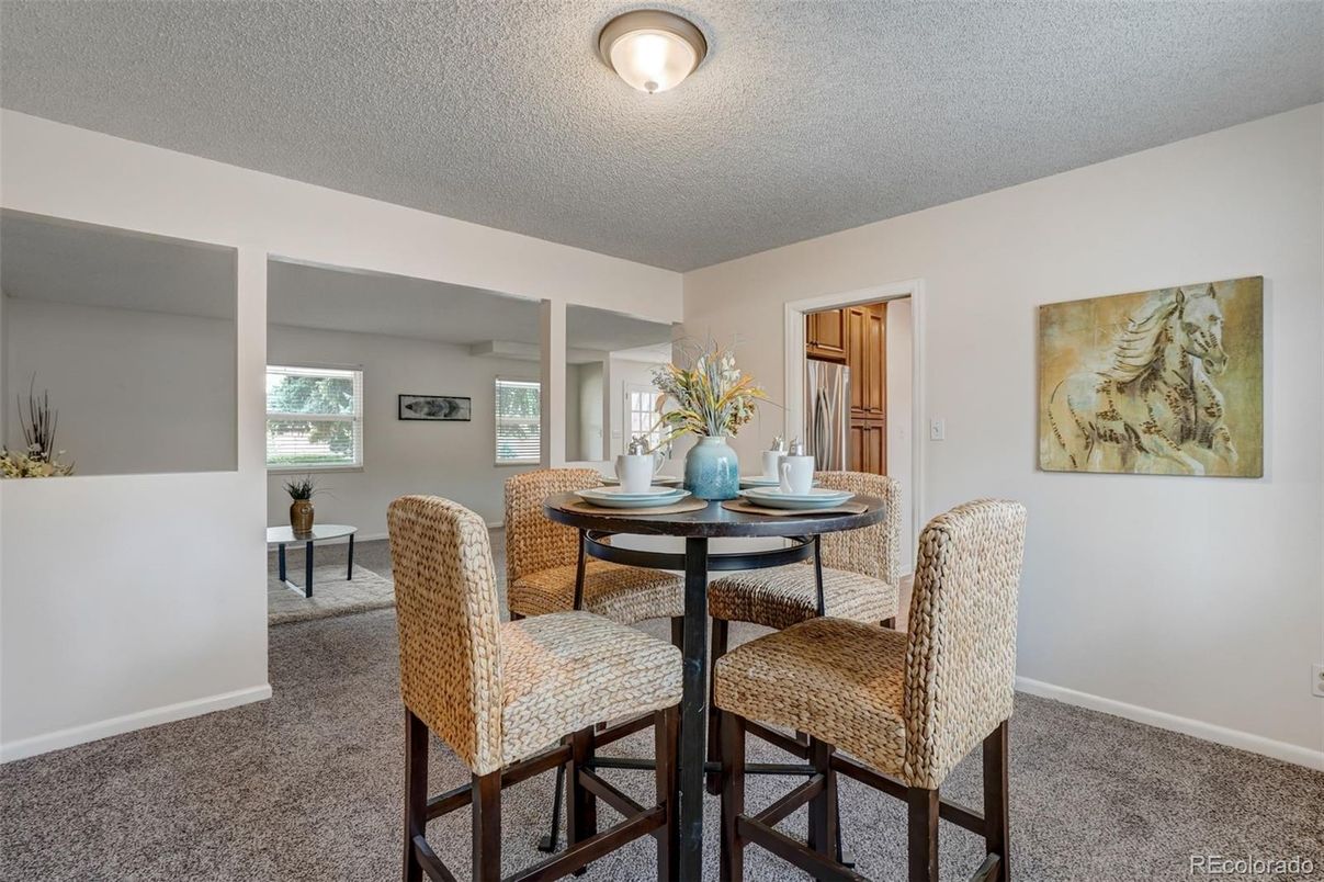 Dining room, Interior