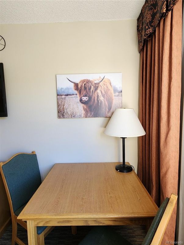Dining room, Interior