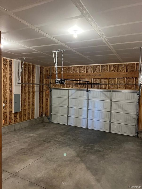 Garage, Interior