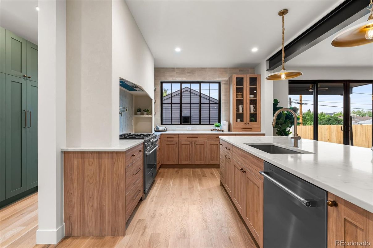 Interior, Kitchen, Pendant Lights, Recessed Lighting, Wood Texture Flooring