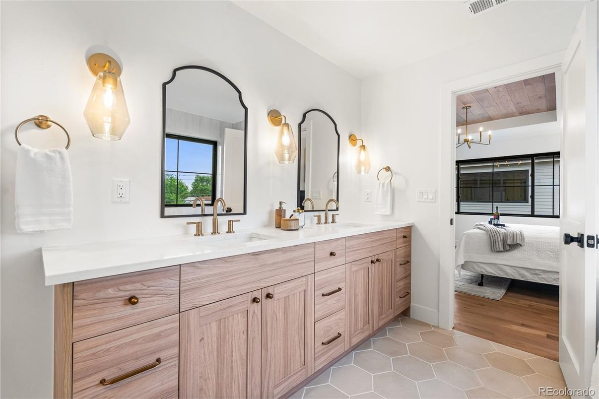 Bathroom, Bedroom, Dual Sink Vanities, Interior, Wood Texture Flooring