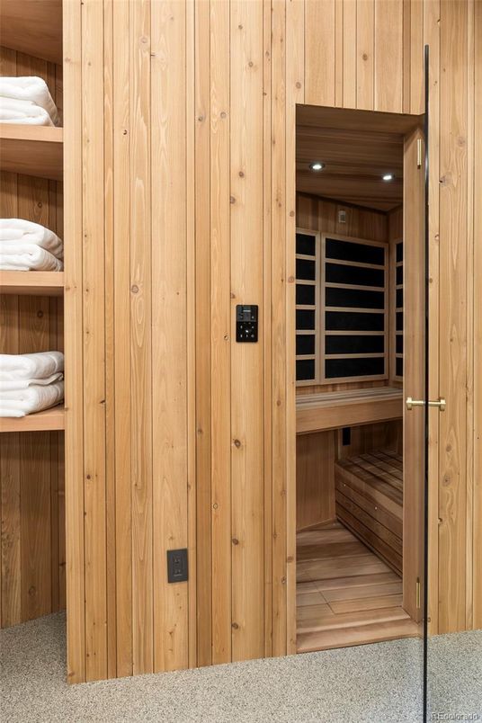 Interior, Recessed Lighting, Sauna Room