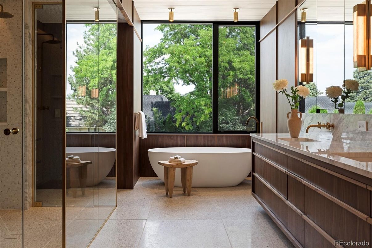 Bathroom, Free Standing Baths, Glass Shower, Interior