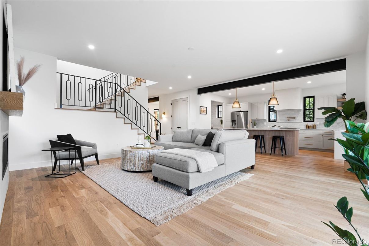 Interior, Kitchen, Living room, Pendant Lights, Recessed Lighting, Wood Texture Flooring