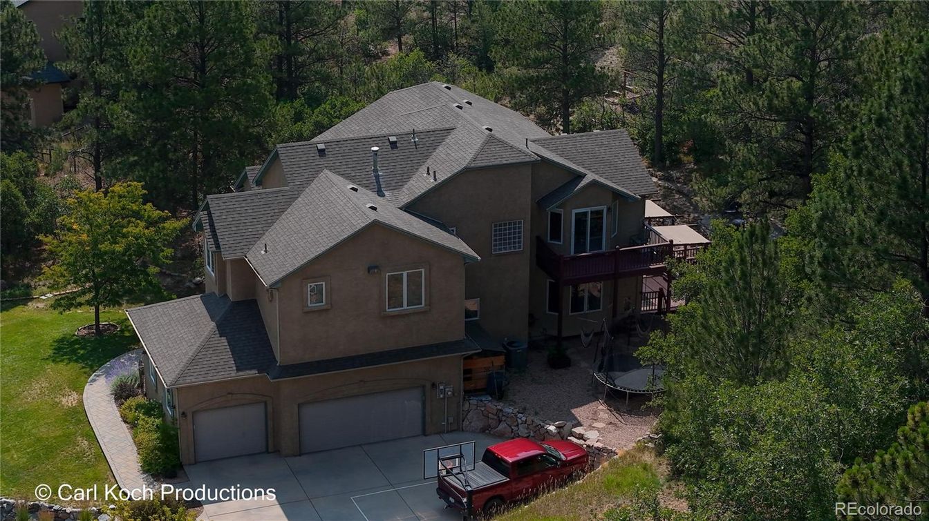 Exterior, Drone