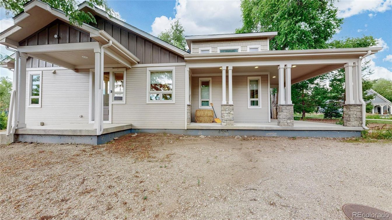 Exterior, Facade, American Craftsman
