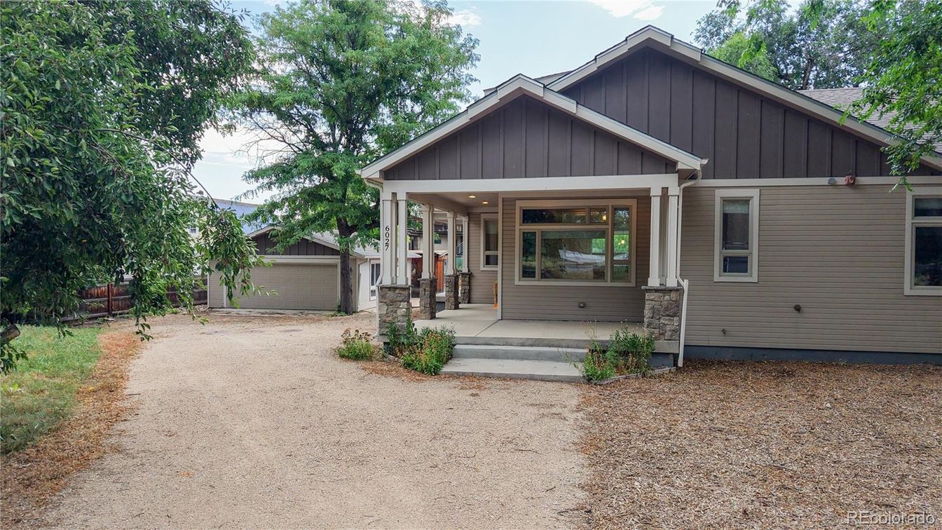 Backyard, Detached Garage, Exterior, Facade, American Craftsman