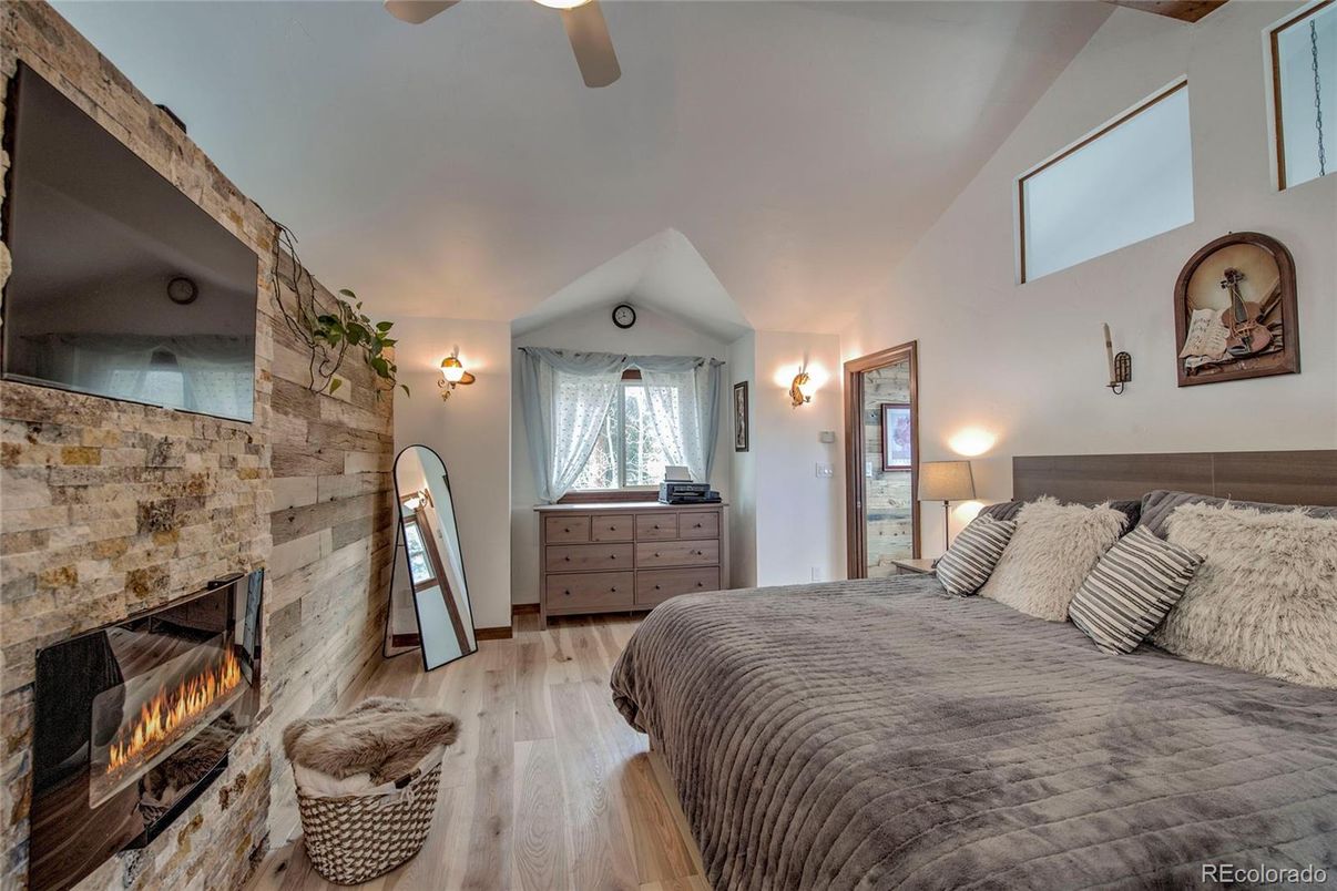 Bedroom, Fireplace, Interior, Wood Texture Flooring