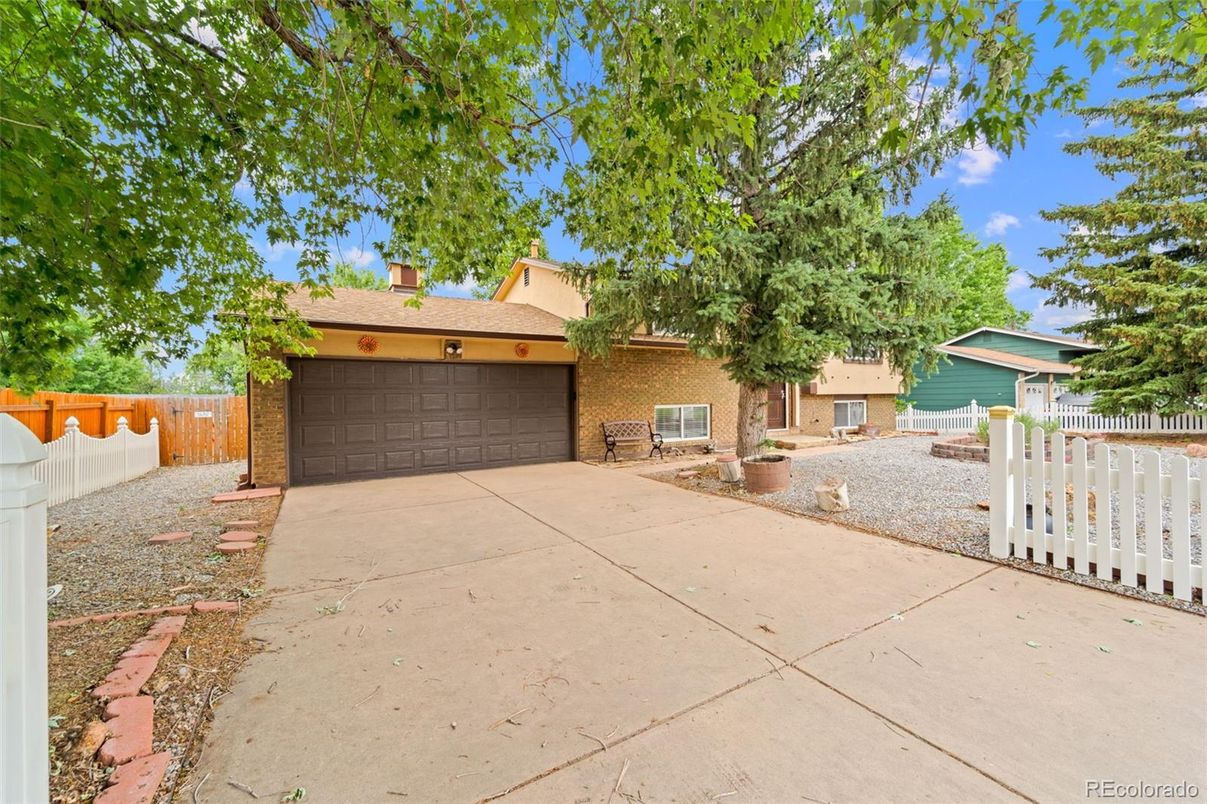 Backyard, Detached Garage, Exterior