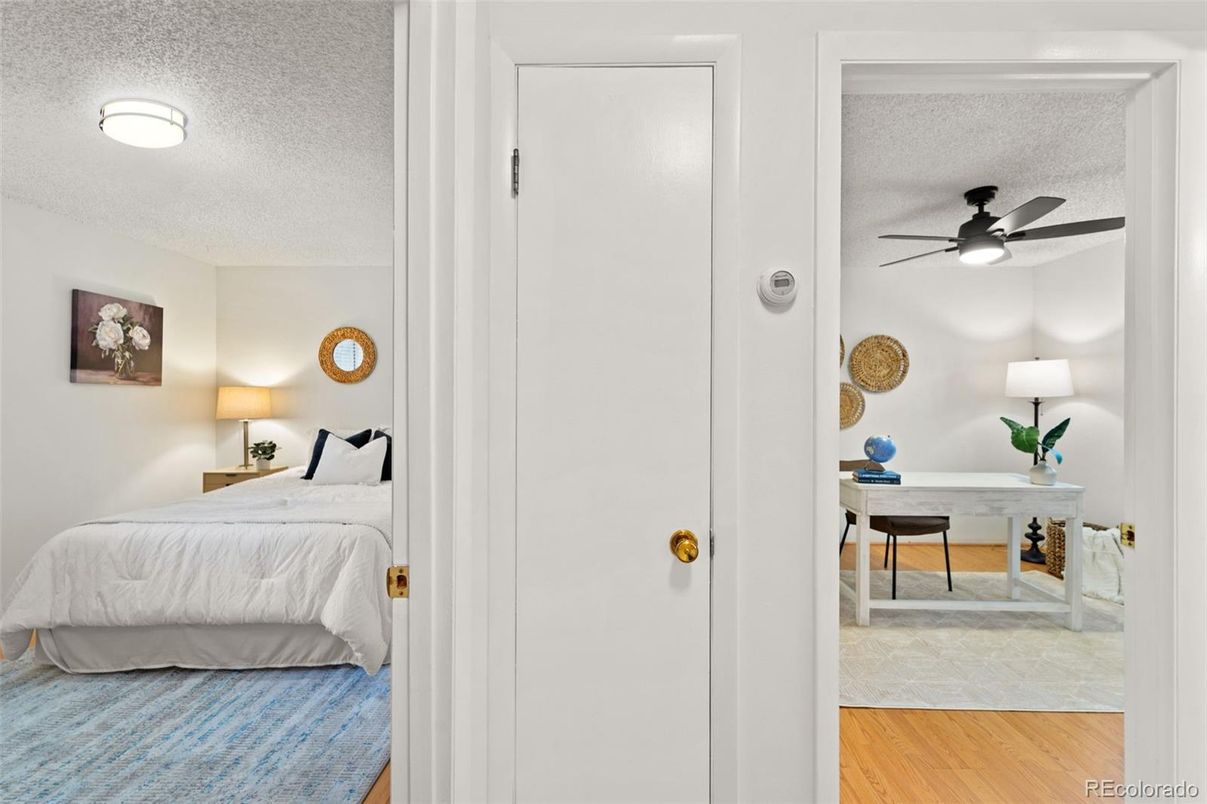 Bedroom, Home Office, Interior, Wood Texture Flooring
