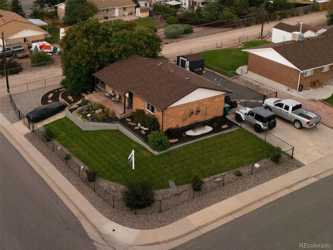 Exterior, Drone