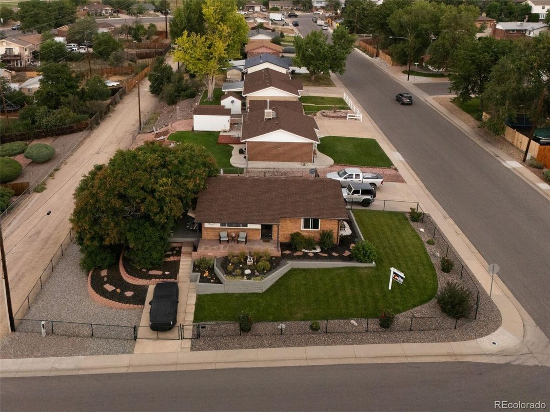 Exterior, Drone