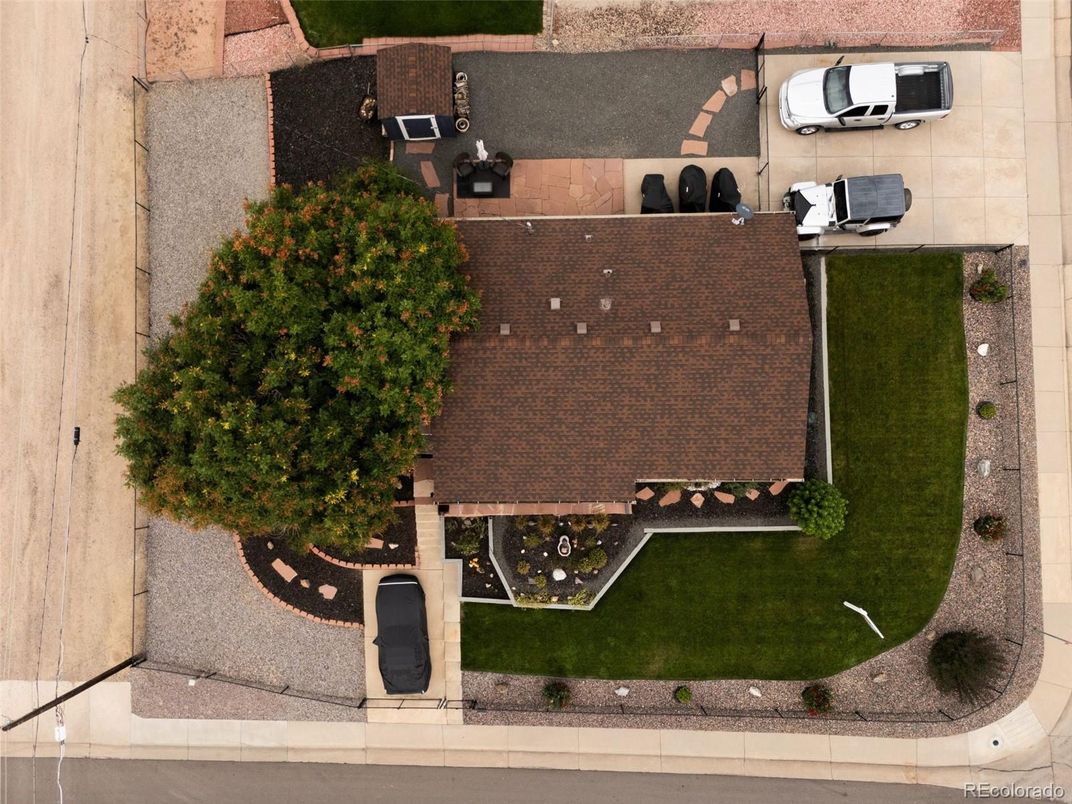 Exterior, Drone