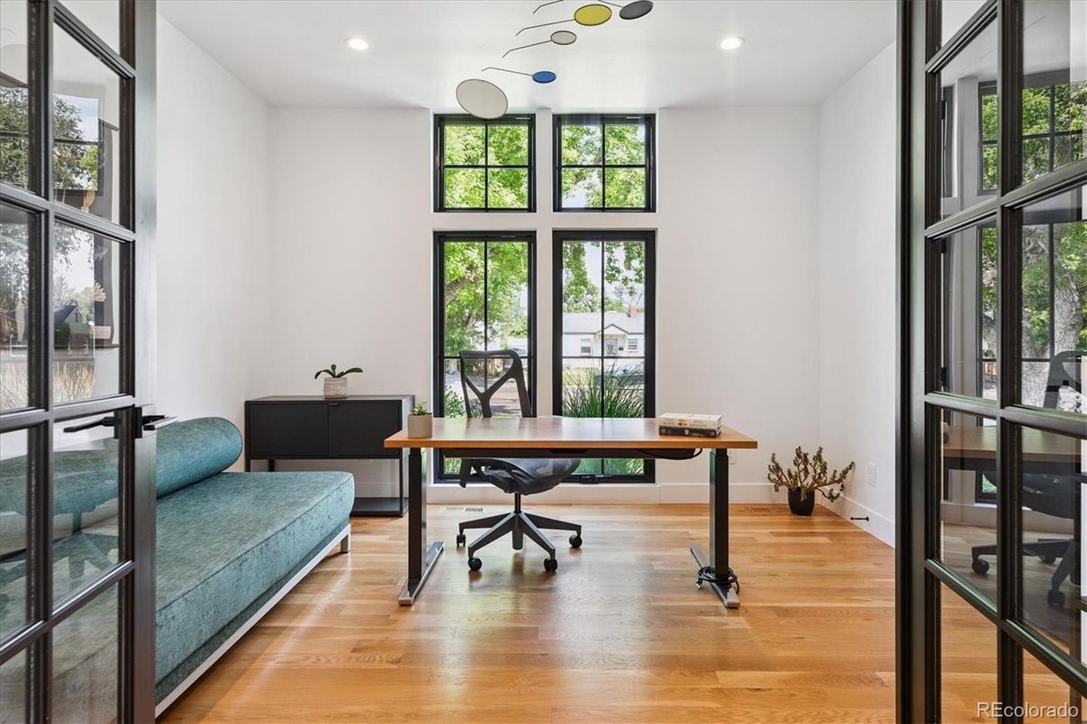 Home Office, Interior, Recessed Lighting, Wood Texture Flooring