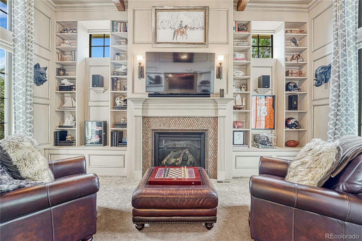 Fireplace, Interior, Living room